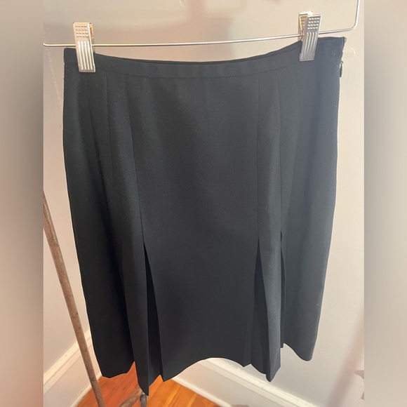 Vintage Jones New York Pleated Mini Skirt - Picture 3 of 11